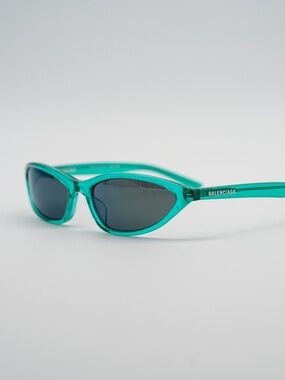Balenciaga BB0402S Neo Oval Sunglasses 005 Green